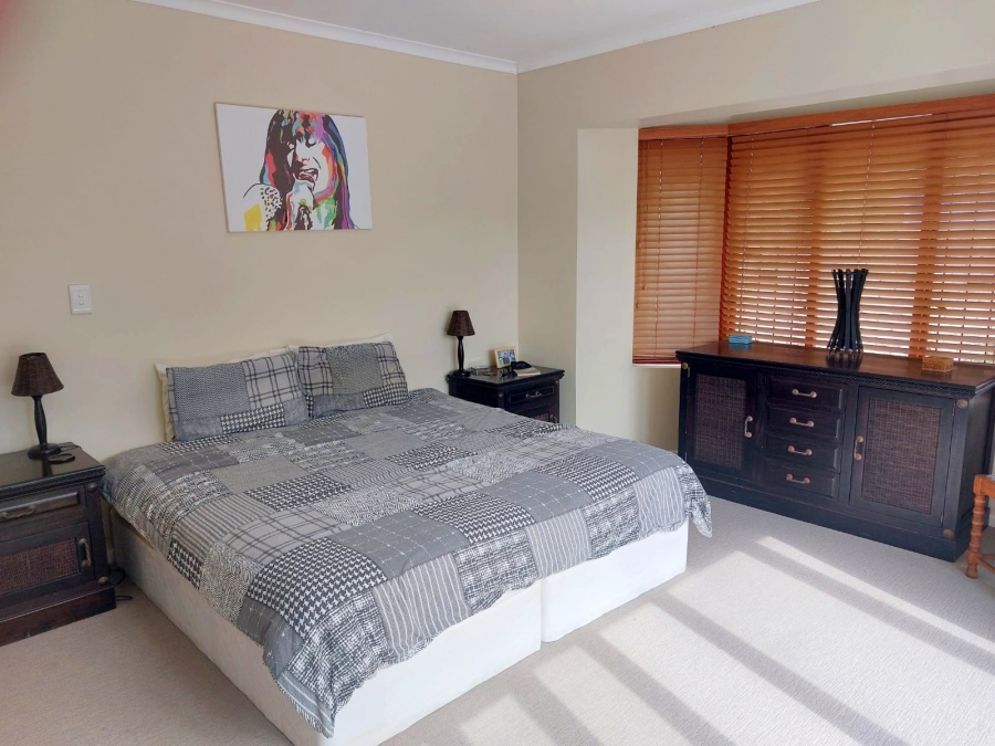 3 Bedroom Property for Sale in The Island Western Cape